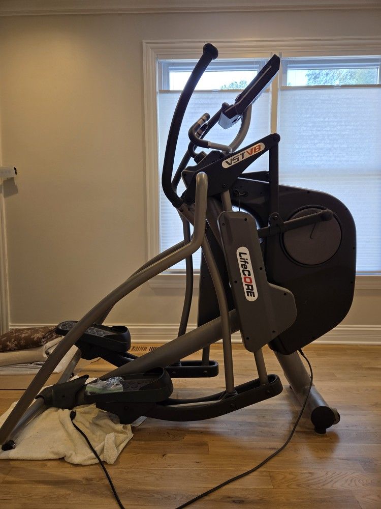 LifeCore VST-V8 Variable Stride Elliptical Trainer