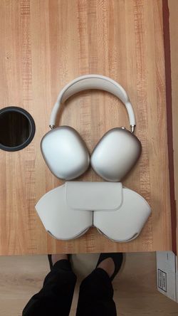 AirPods Max 2 used