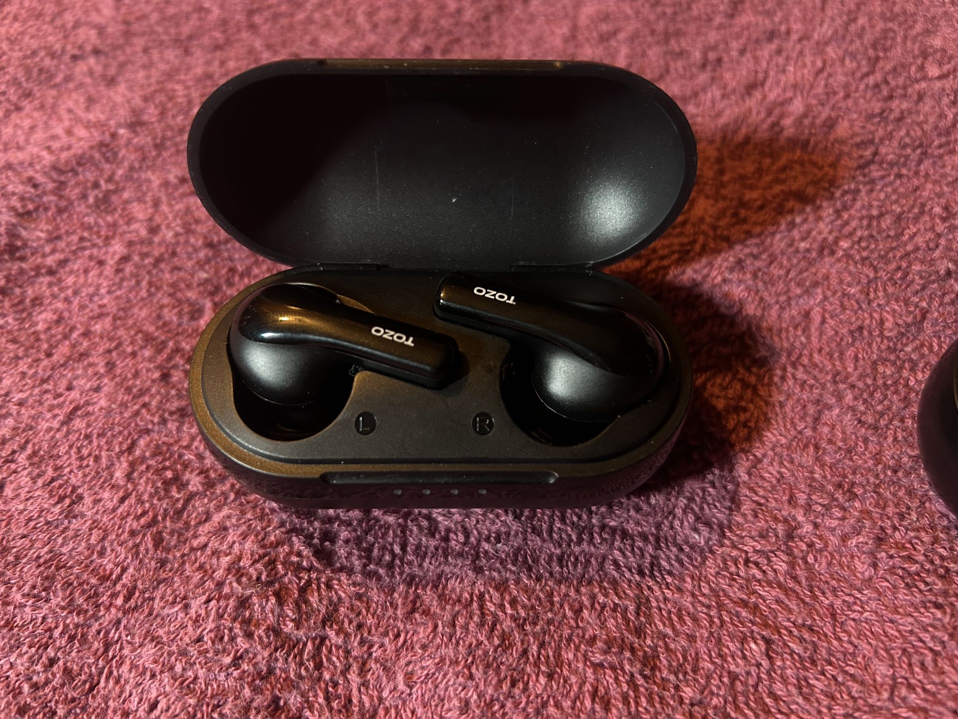Bluetooth Earbuds