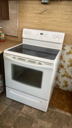 Frigidaire white electric range