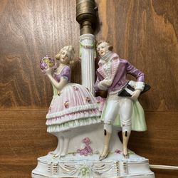 Gräfenthal Porcelain Figural Lamp from the 1920s. 16771 Made in Germany