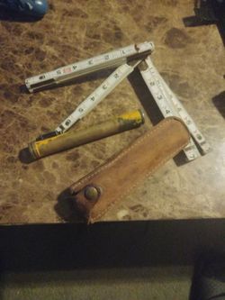 Ruler Peep Sight And Case