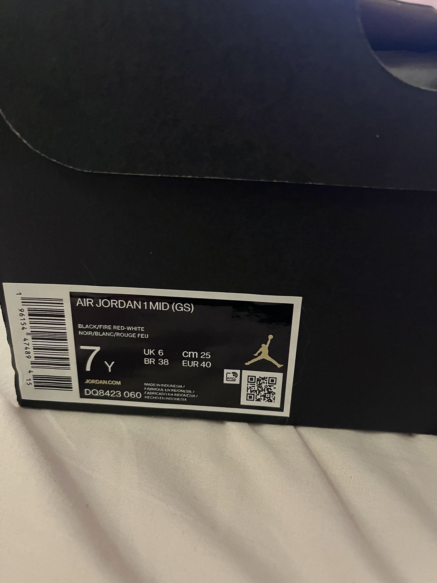 Air Jordan 1 mid