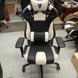 Vertagear Racing Gaming Chair 