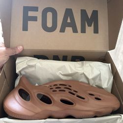 Yeezy Foam Runner