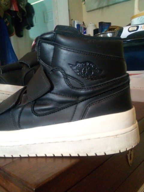 Air Jordans  G1 Black Sail