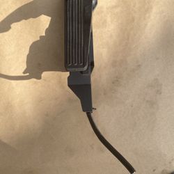 2011 Infiniti G25 Sedan Accelerator Pedal Accessories