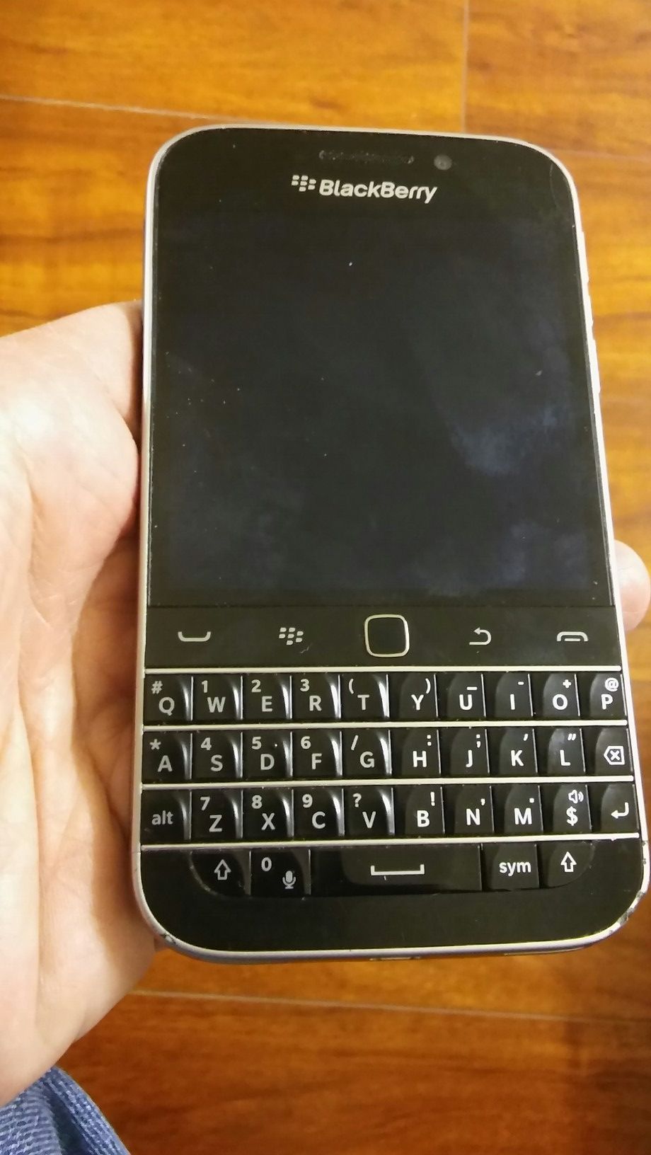 Blackberry classic unlocked T-Mobile AT&T works good some visible scratches and scuffs Refurbished dents and some scratches to right bottom frame.