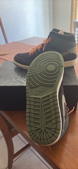 Air Jordan 1 Mid SE Craft