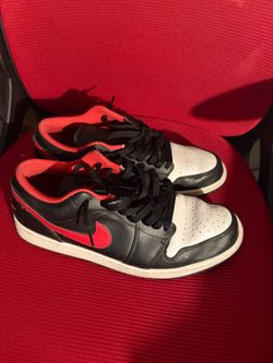 Air Jordan 1 Low Black Red White Sneakers Size 11.5