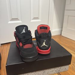 Red Thunder Jordan 4s 7.5