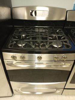 G.E 5 Burners Gas Stove