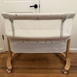 Little Dove Bedside Bassinet / Portable Co-Sleeper Crib - Wood Finish