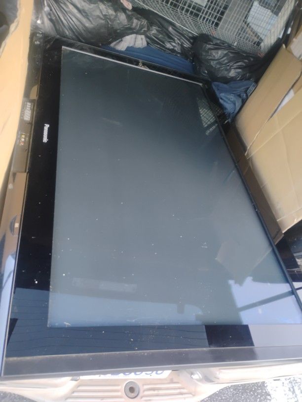 52" PANASONIC -PLASMA SCREEN TV-practically Brand New