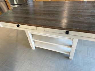 Table Bolanburg