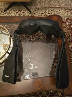 Naipo neck massager with heat