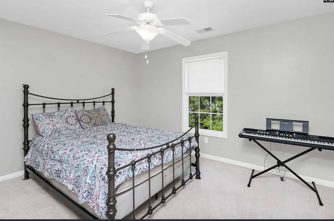 Full Size metal Bed Frame