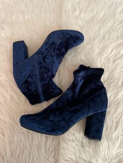 Navy Blue Velvet Block Heel Ankle Boots New Size 9