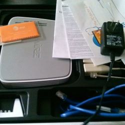 AT&T 2701HG-B 2Wire Wireless Gateway DSL AT&T 2701HG-B 2Wire Wireless Gateway DSL Router Modem  Modem

