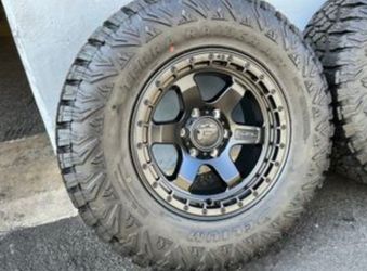 Off Road Rims Titan Wheels Silverado Tundra Ram F-150 Ballistic Pro Comp KMC Method Tacoma Wrangler Yukon