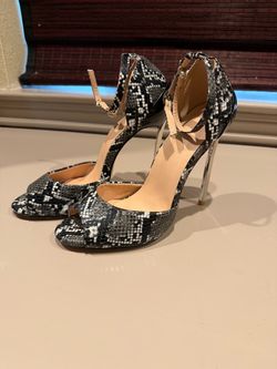 Mo Bei Ni Heels