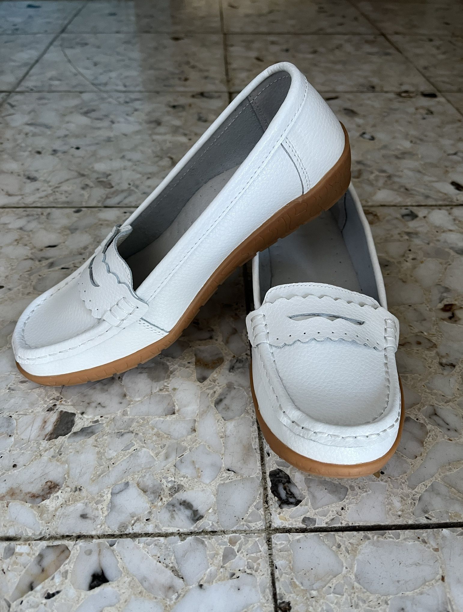 Women’s casual comfort loafers