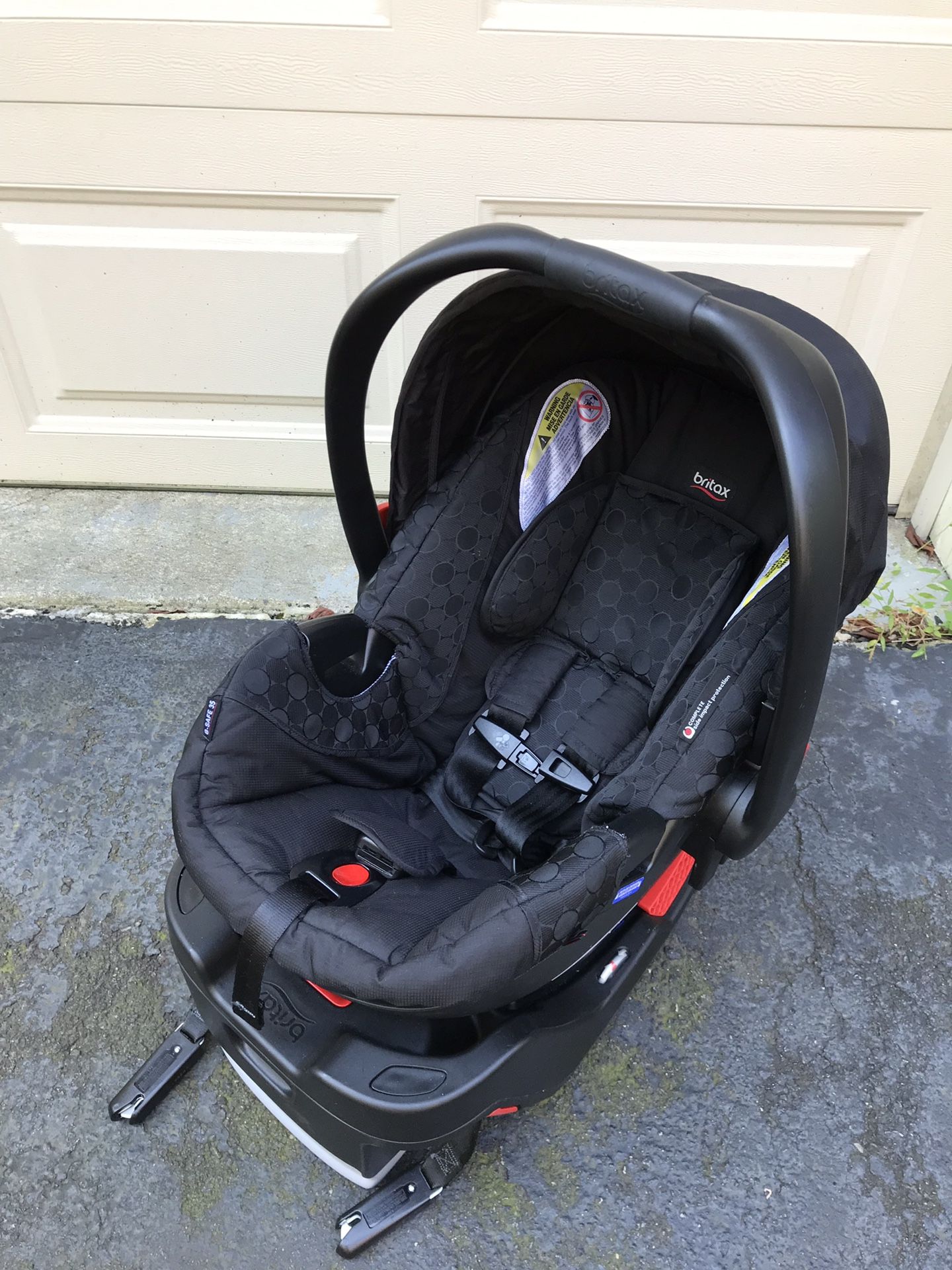 Britax infant car seat with base