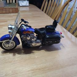 Chopper metal and plastic 13"X4"X8" in Great Shape