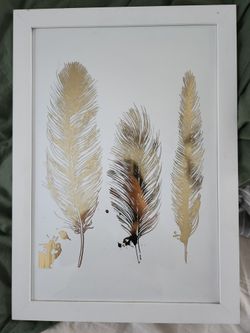 Oliver Gal Feather Art 