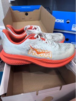 Hoka Mach 6