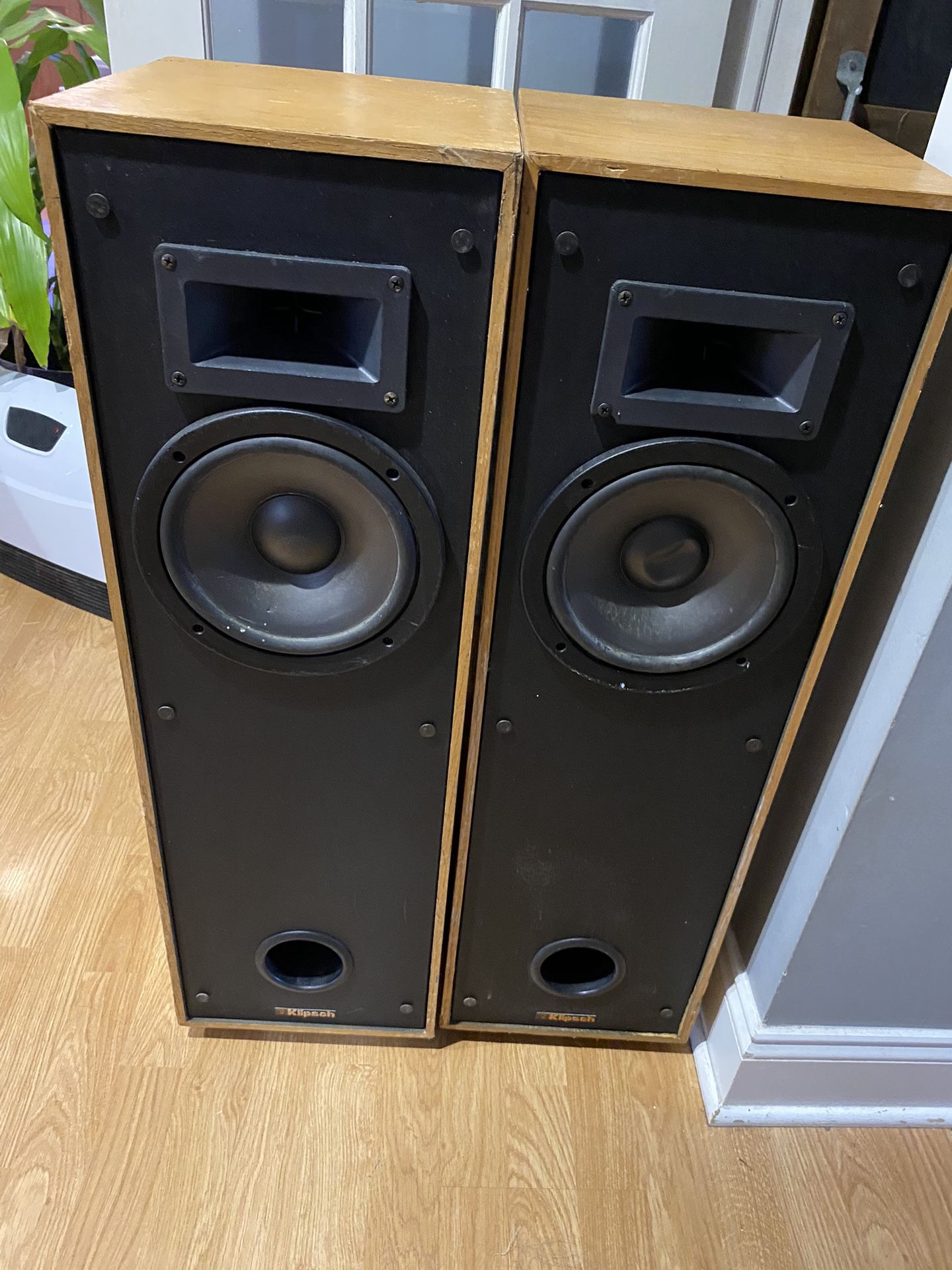 Klipsch Floorstanding Speakers