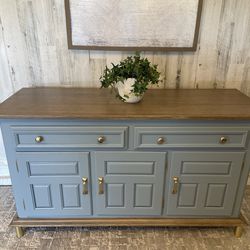 DRESSER BLUE