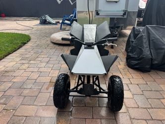 Tesla Cyberquad  – 22 MPH – Upgraded Suspension –