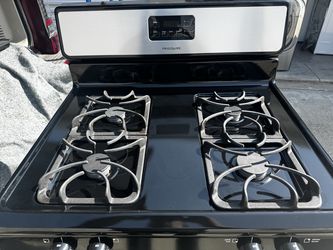 Gas stove