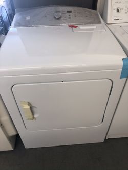 New scratch and dent Kenmore dryer. 1 year warranty
