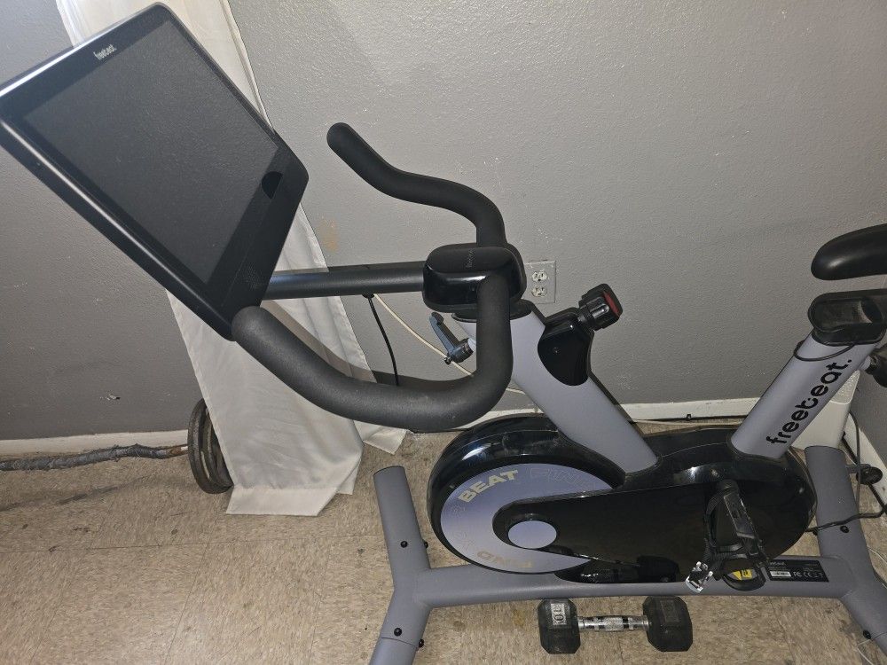 Freebeat Exercise Bike