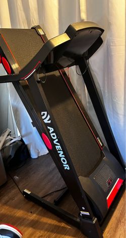 Advenor treadmill