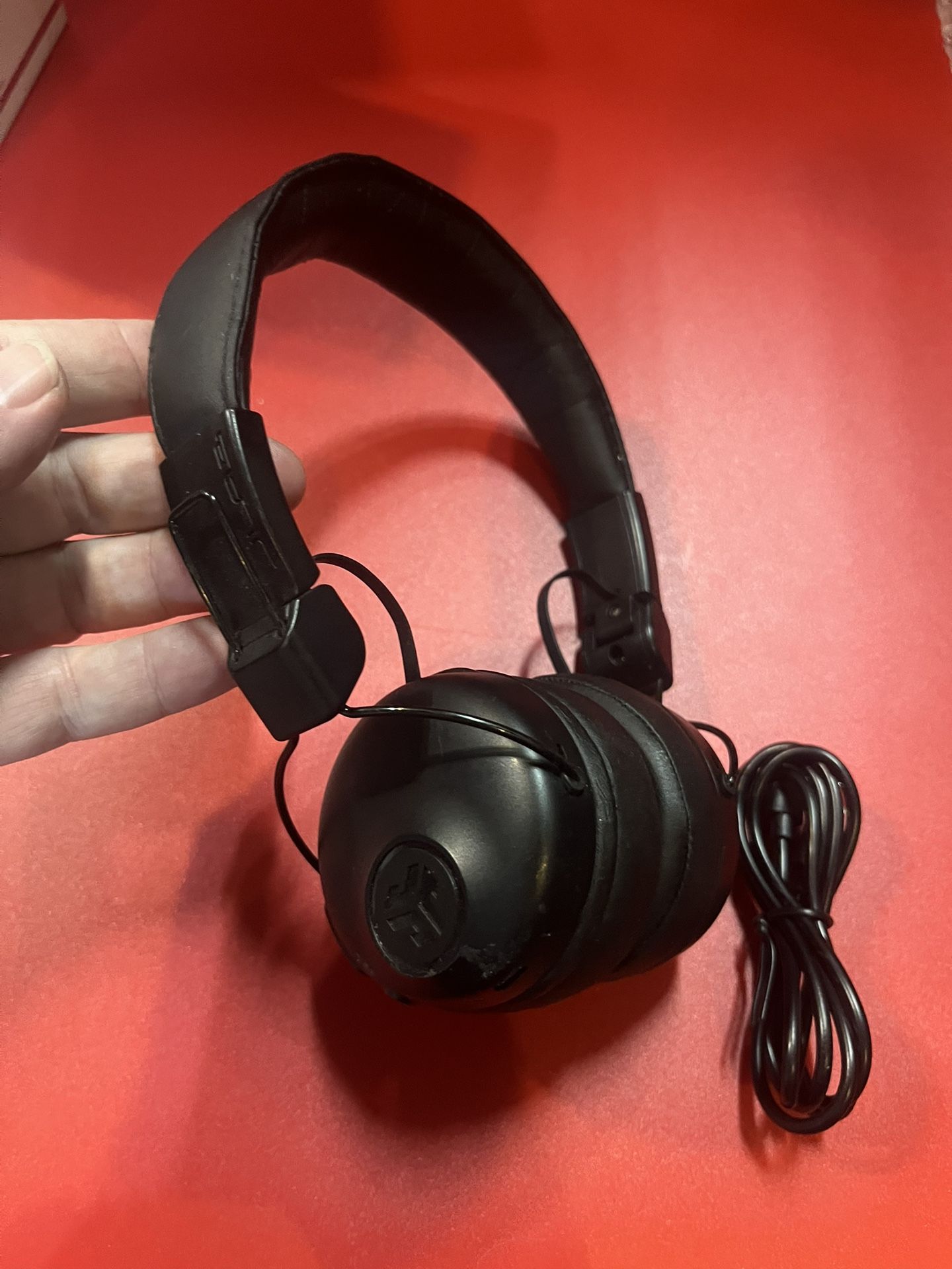 JLAB STUDIO wireless on Ear headphones-Black 