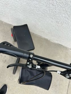Knee scooter