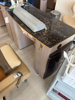 Granite Top Manicure Nail Desk with Dust Collector, Used Good