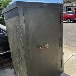 Fire Rated Safe, 30X25X53