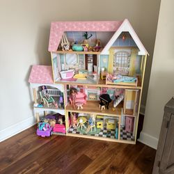 Barbie Dream House, Camper And Cars