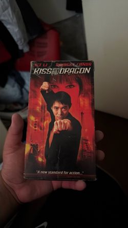 Kiss Of The Dragon (VHS)