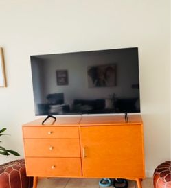 55 inch Samsung TV