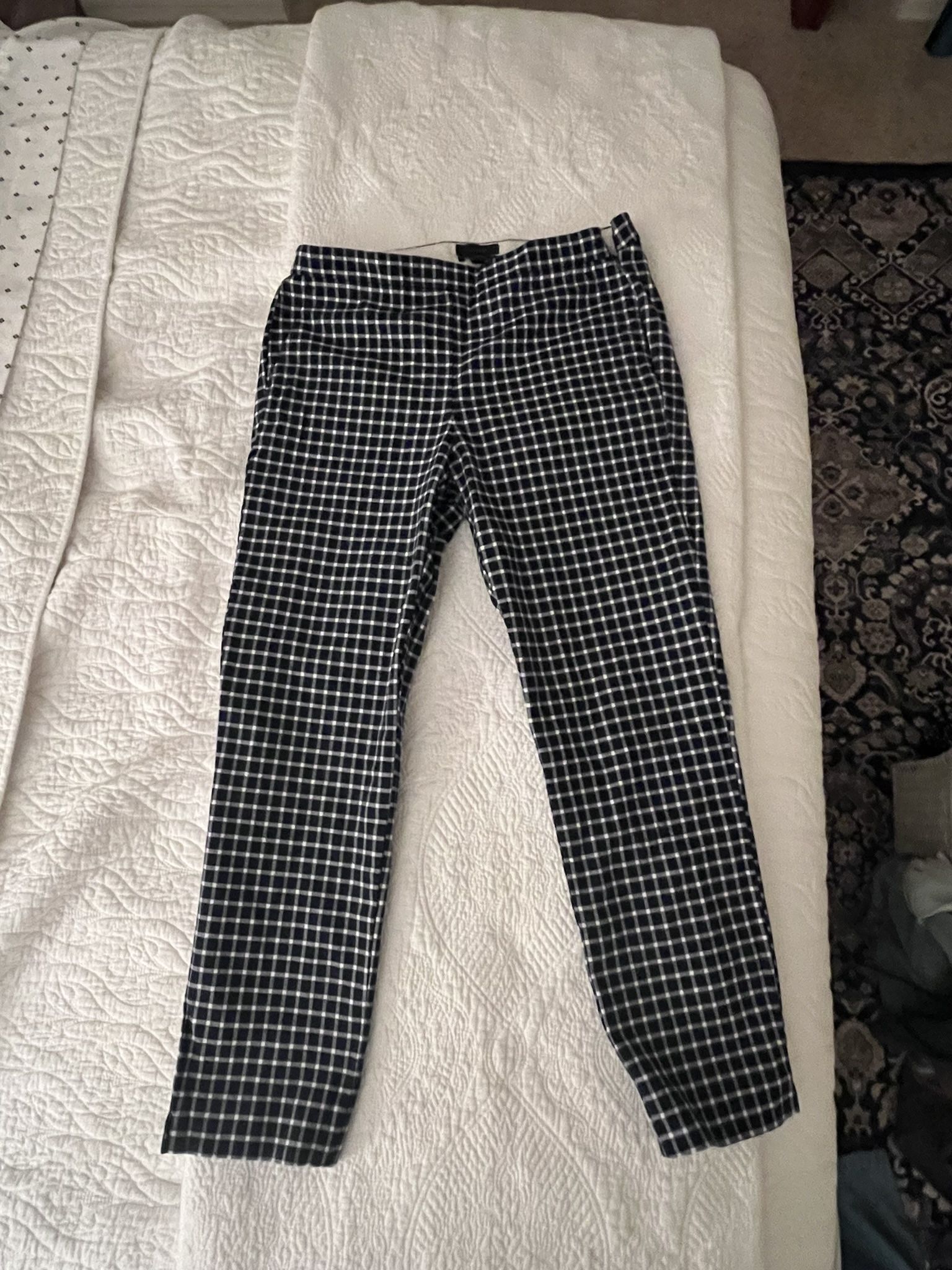 JCrew Martie Slim Crop Size 6