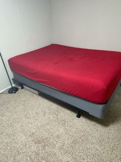 Bed queen