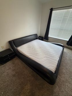 Bed with mattress and 2 side tables