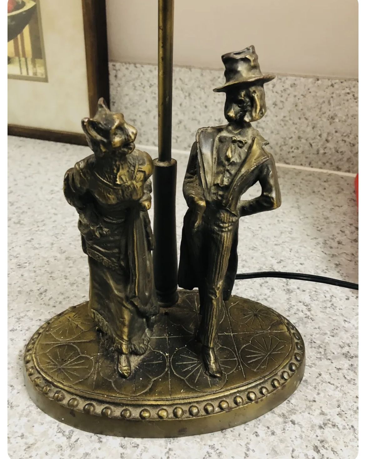Antique Victorian Bronze Animal Sculpture Lamp Cat & Dog Lamp