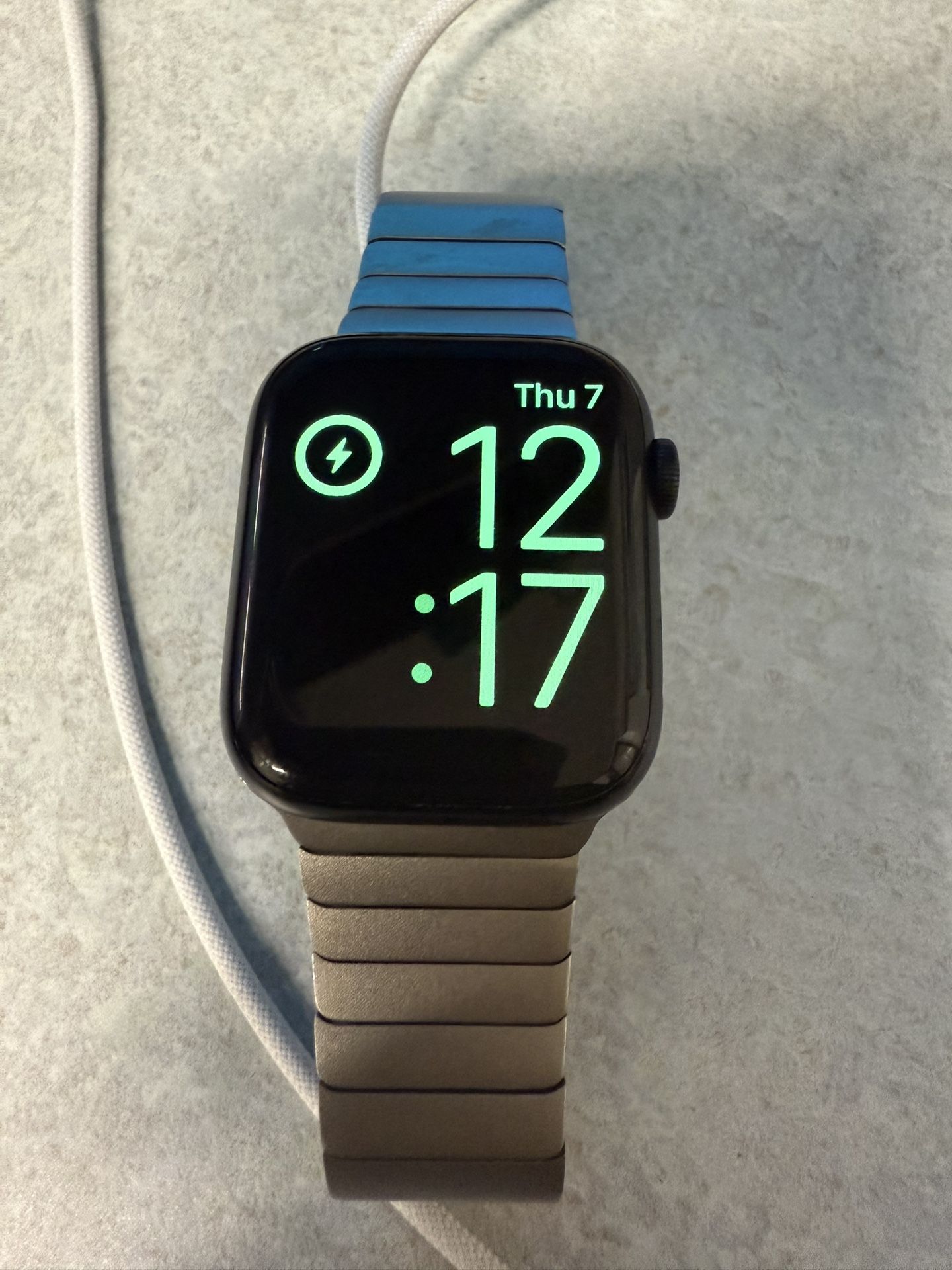Apple Watch Series 7 45mm Aluminum 