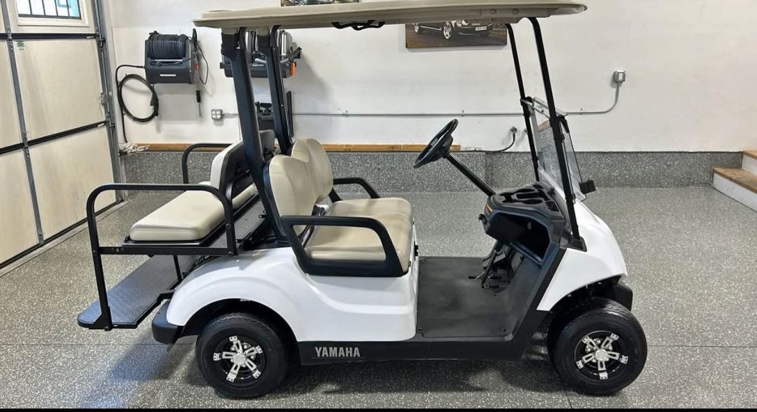 2020 Yamaha electric golf cart 48V Yamaha